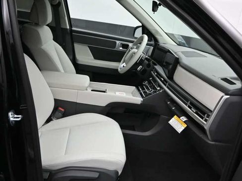 New 2026 Hyundai Santa Fe SE FWD image 11