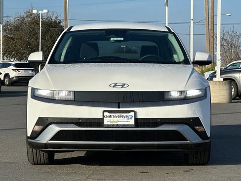 New 2026 Hyundai Ioniq 5 SE image 9