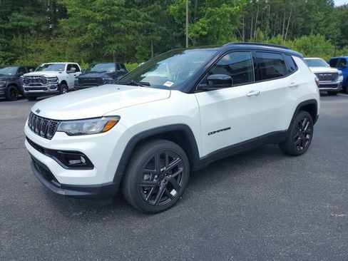 New 2025 Jeep Compass Limited w/ Sun & Sound Group image 3