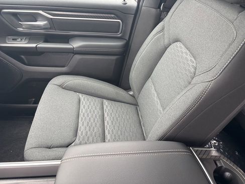 New 2026 RAM 1500 4x4 Crew Cab image 28