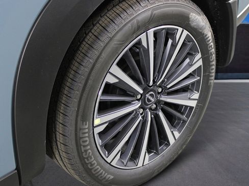 New 2026 Nissan Pathfinder Platinum w/ Cargo Package image 9