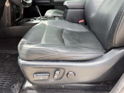 Used 2019 Toyota 4Runner Limited RWD image 30