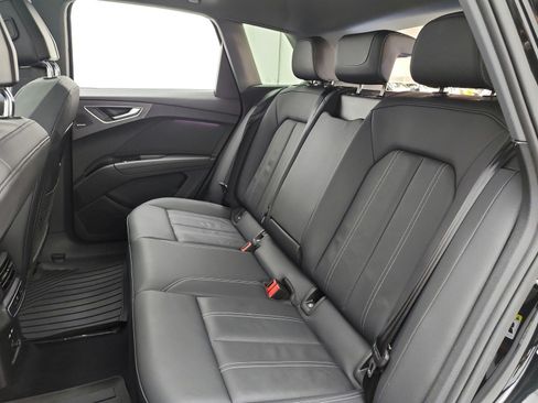 Used 2023 Audi Q4 e-tron Premium Plus w/ Premium Plus RWD image 15