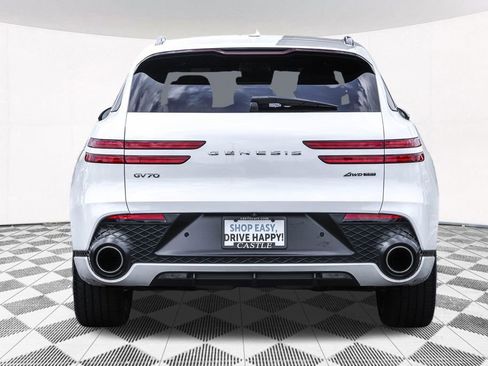 Used 2023 Genesis GV70 3.5T Sport w/ Sport Prestige Package AWD/4WD image 19