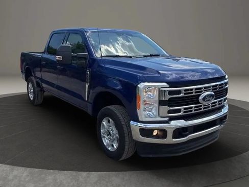 Used 2026 Ford F250 XLT AWD/4WD image 11