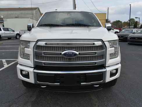 Used 2015 Ford F150 Platinum w/ Equipment Group 701A Luxury image 3