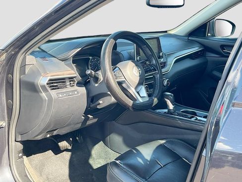 Used 2019 Nissan Altima 2.5 SL FWD image 9