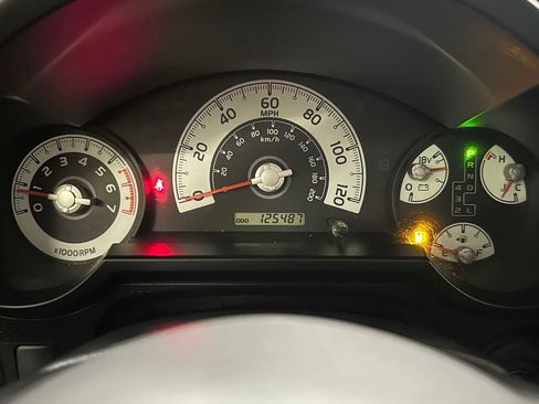 Used 2008 Toyota FJ Cruiser 4WD image 11