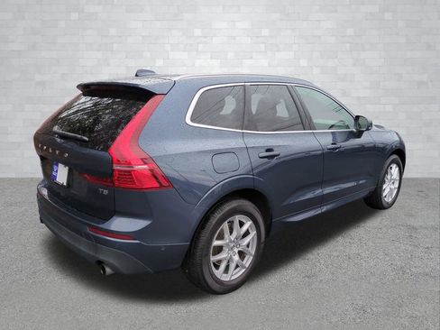 Used 2019 Volvo XC60 T5 Momentum w/ Premium Package image 5