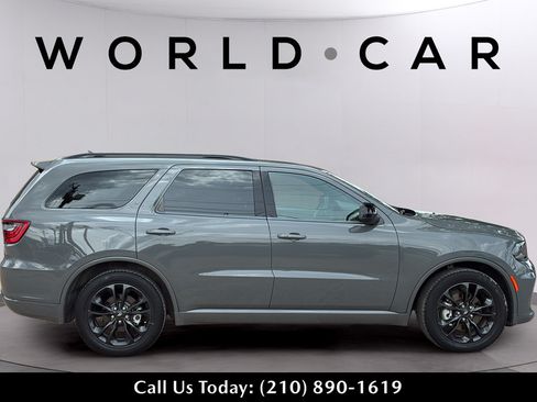 Used 2023 Dodge Durango GT w/ Blacktop Package RWD image 3