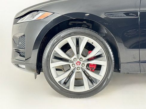 Certified 2022 Jaguar F-PACE S AWD/4WD image 28
