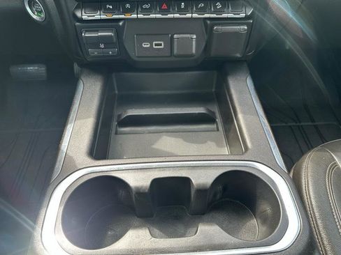Used 2019 Chevrolet Silverado 1500 LT Trail Boss AWD/4WD image 28