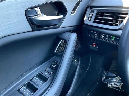 Used 2025 Acura TLX w/ Technology Package FWD image 33