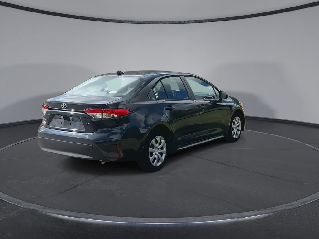 Used 2024 Toyota Corolla LE FWD image 8