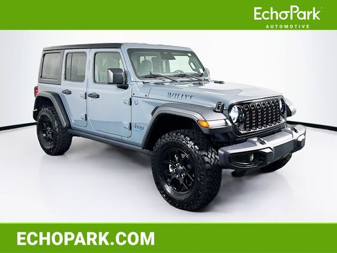 Used 2025 Jeep Wrangler Willys image 1