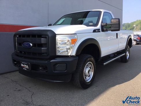 Used 2015 Ford F250 XL w/ Snow Plow Prep Package image 5