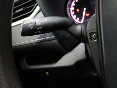 Certified 2025 Toyota RAV4 XLE FWD image 25