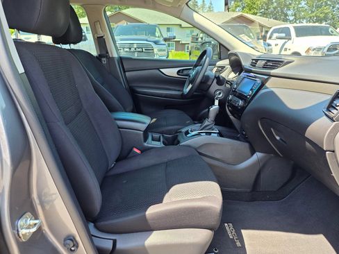 Used 2019 Nissan Rogue Sport S AWD/4WD image 25