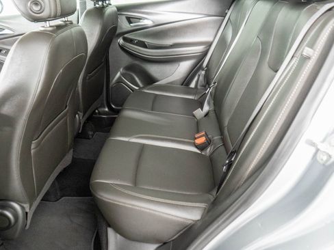 Used 2024 Buick Encore GX Sport Touring image 11