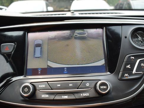 Used 2020 Buick Envision Premium w/ Driver Confidence Package AWD/4WD image 30