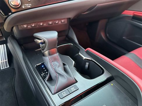 Used 2024 Lexus ES 300h F Sport image 30