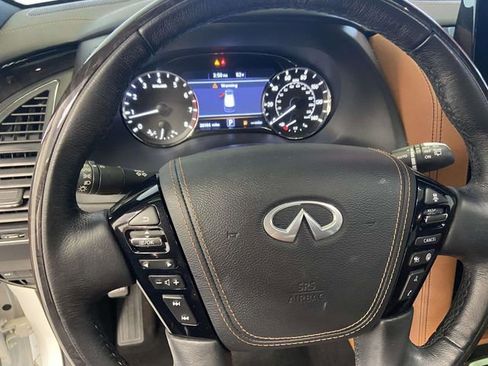 Used 2024 INFINITI QX80 Sensory w/ All-Season Package image 23