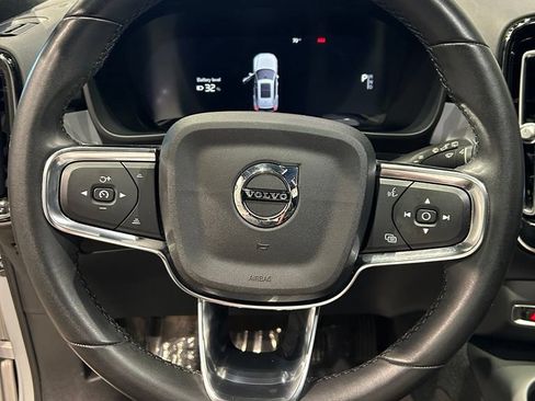 Used 2023 Volvo XC40 Recharge Ultimate AWD/4WD image 13