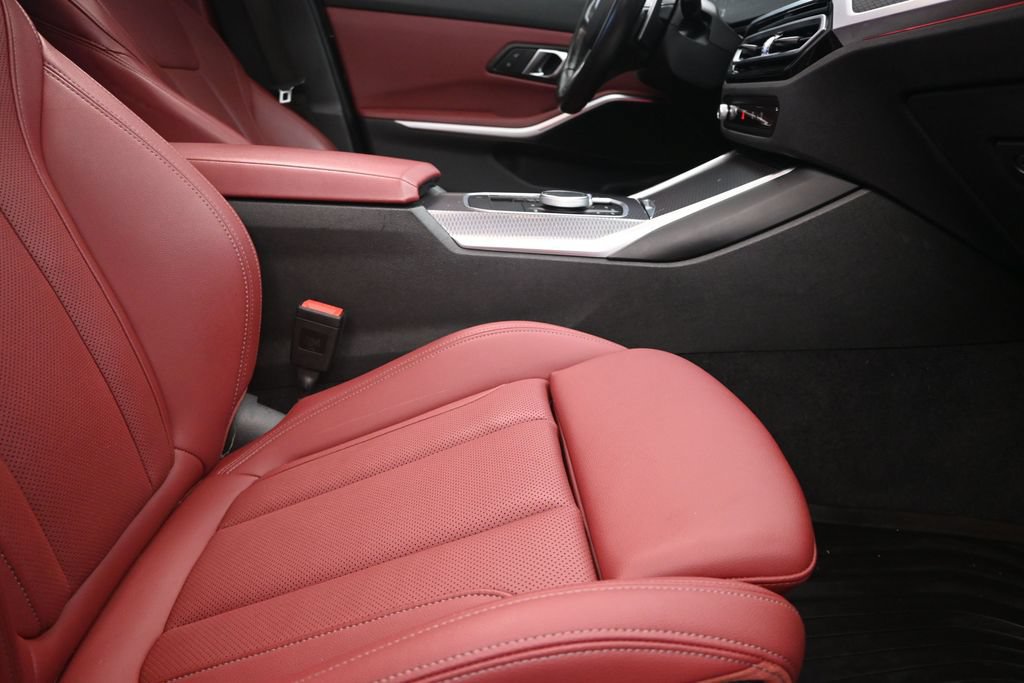 Certified 2024 BMW 330i Sedan w/ M Sport Package RWD image 25