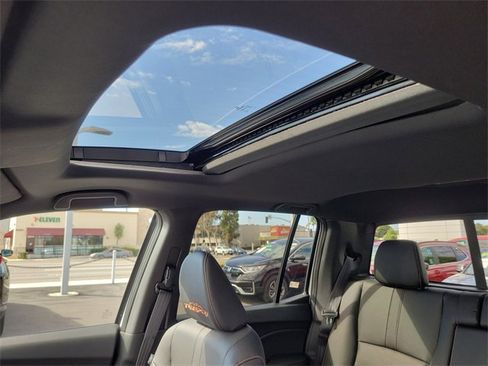 Certified 2024 Honda Ridgeline TrailSport image 32