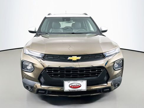 Used 2021 Chevrolet TrailBlazer ACTIV w/ Sun and Liftgate Package image 2