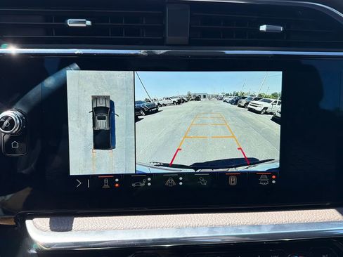 Used 2024 GMC Sierra 2500 Denali w/ Denali Reserve Package AWD/4WD image 28