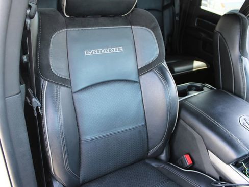 Used 2020 RAM 2500 Laramie image 13