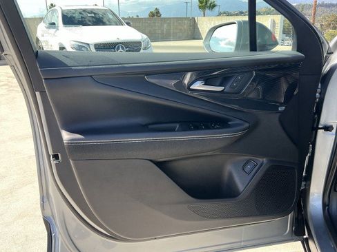 Used 2024 Chevrolet Blazer EV LT image 20