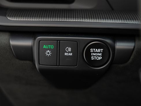 Certified 2025 Porsche 911 Targa 4 GTS image 31