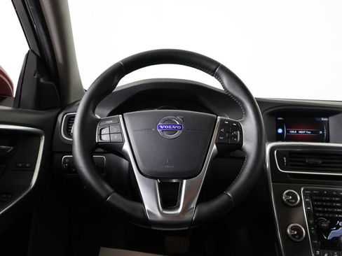Used 2015 Volvo V60 T5 Premier image 28