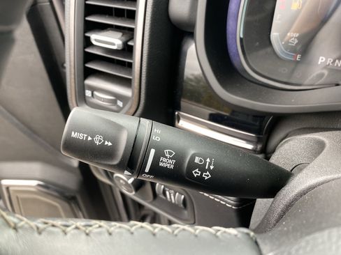 Used 2025 RAM 3500 Limited image 64