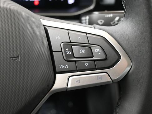 Used 2026 Volkswagen Jetta SE FWD image 26