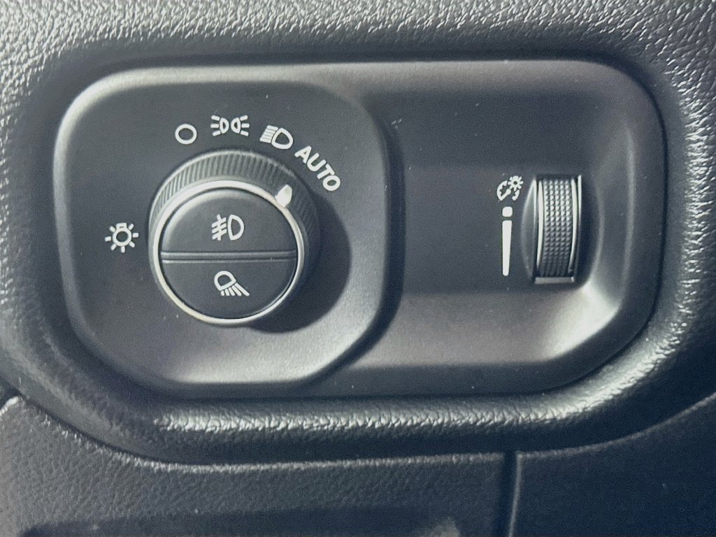Used 2021 RAM 1500 Lone Star RWD image 23