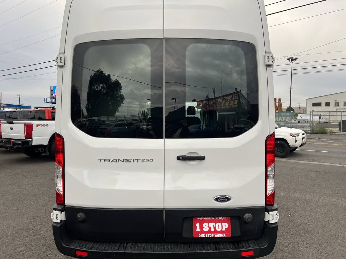 Used 2019 Ford Transit 250 148 High Roof Extended RWD image 6
