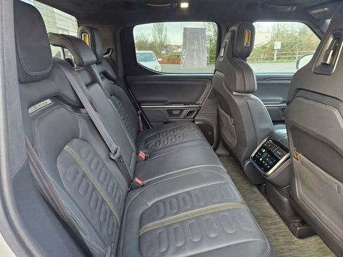 Used 2023 Rivian R1T Adventure image 16