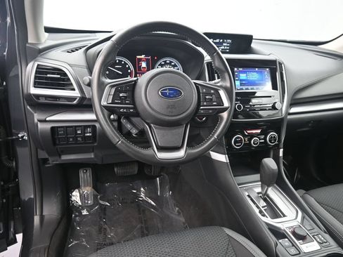 Used 2019 Subaru Forester Premium AWD/4WD image 22