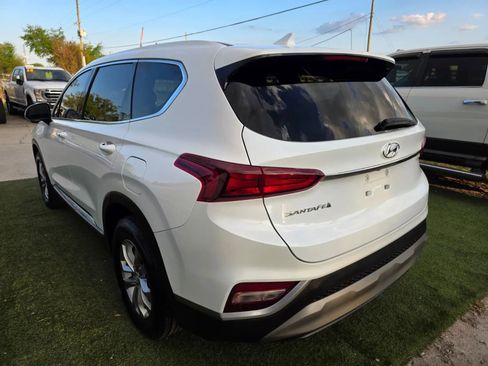 Used 2019 Hyundai Santa Fe SEL image 5
