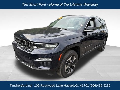 Used 2022 Jeep Grand Cherokee Limited 4xe w/ Luxury Tech Group II AWD/4WD image 2