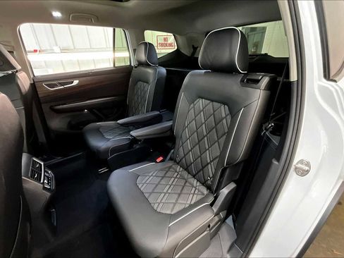 New 2026 Volkswagen Atlas SEL Premium R-Line image 12