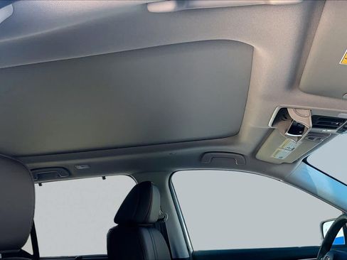 Used 2026 Honda Pilot image 14