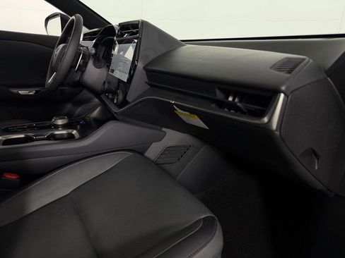 Used 2024 Lexus RZ 300e Premium image 31