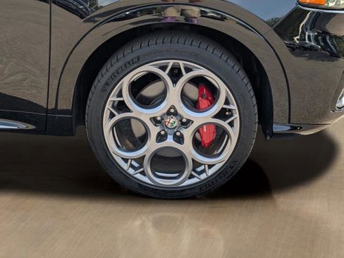 Used 2024 Alfa Romeo Tonale Ti image 6