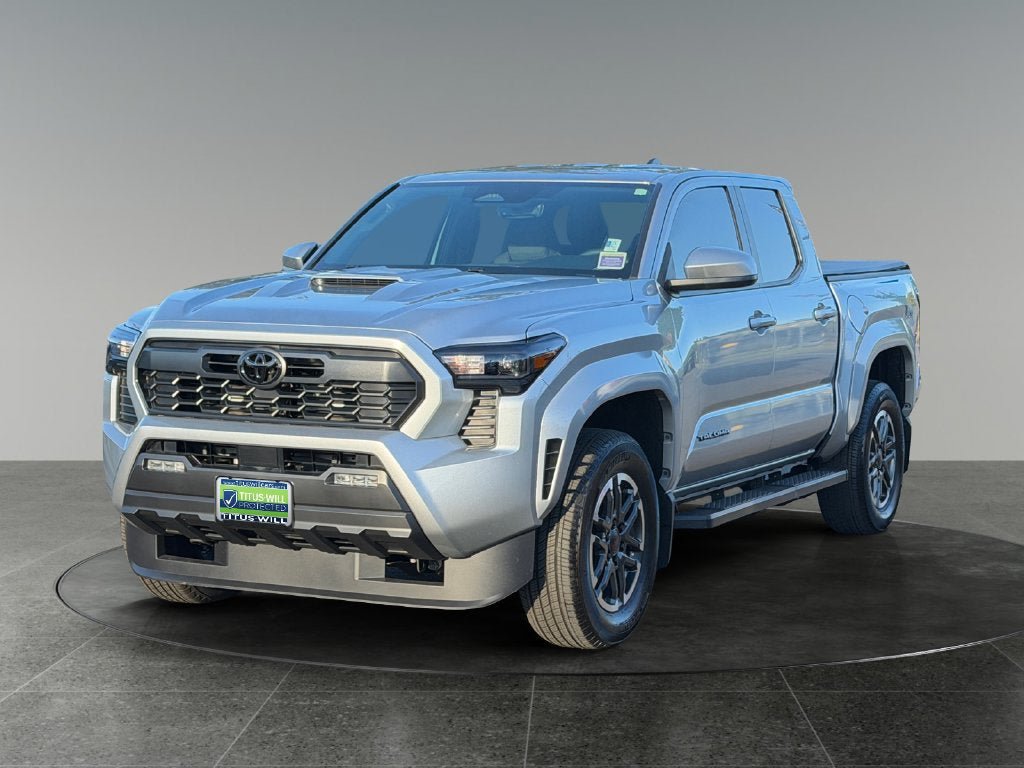 Used 2026 Toyota Tacoma TRD Sport AWD/4WD image 3