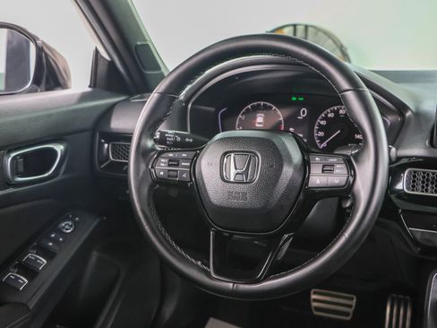 Used 2025 Honda Civic Sport image 12