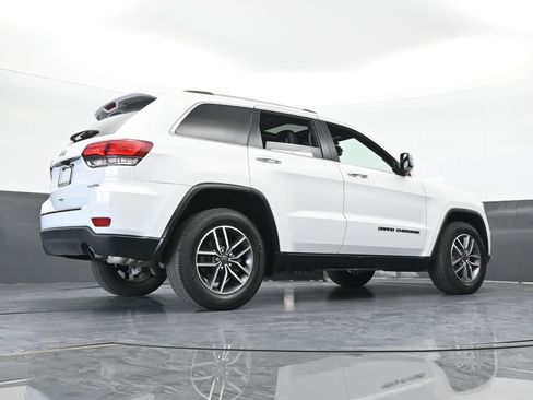 Used 2021 Jeep Grand Cherokee Limited image 61